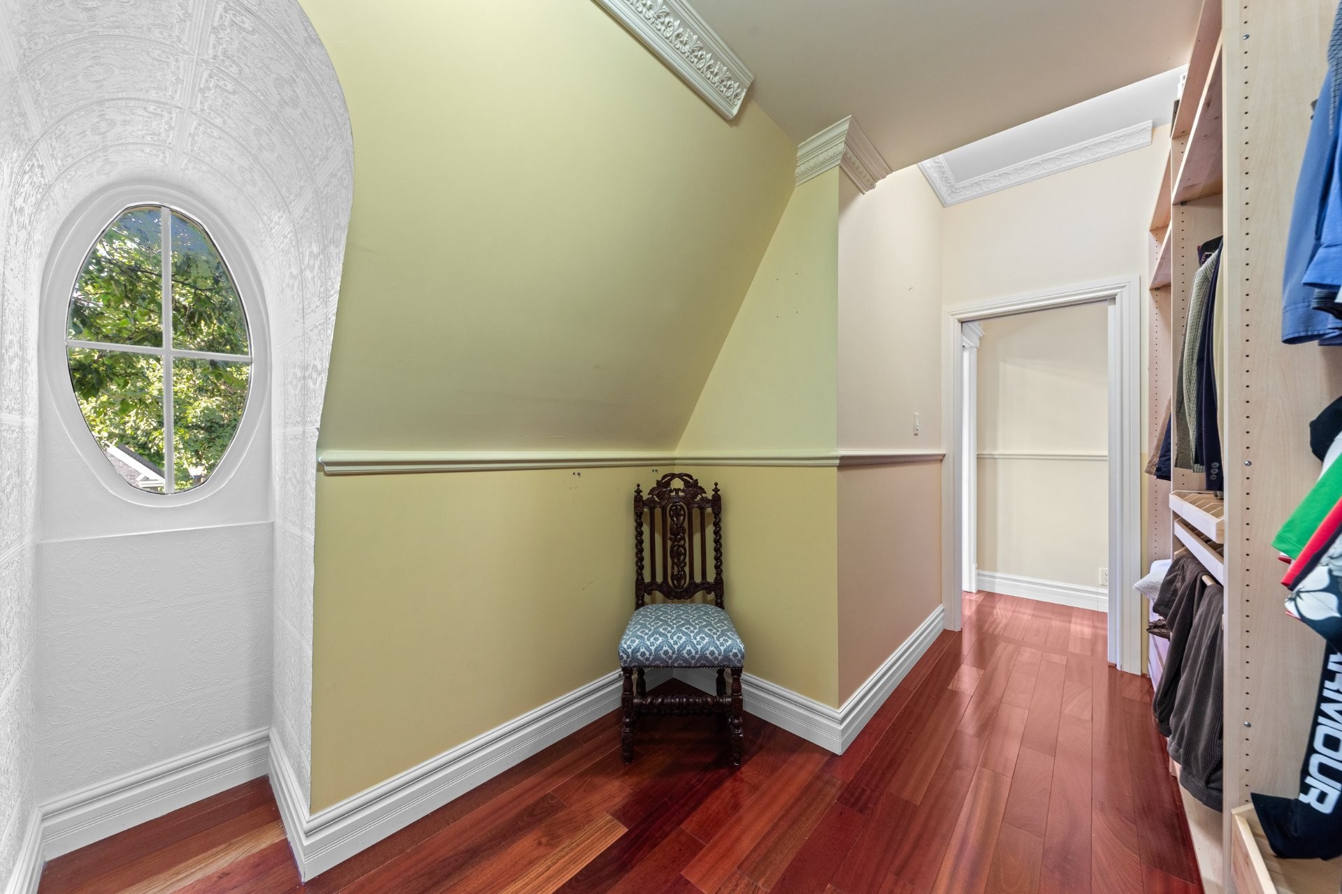 









605


Rue des Fortifications

,
Saint-Jean-sur-Richelieu,




QC
J2W2W8

