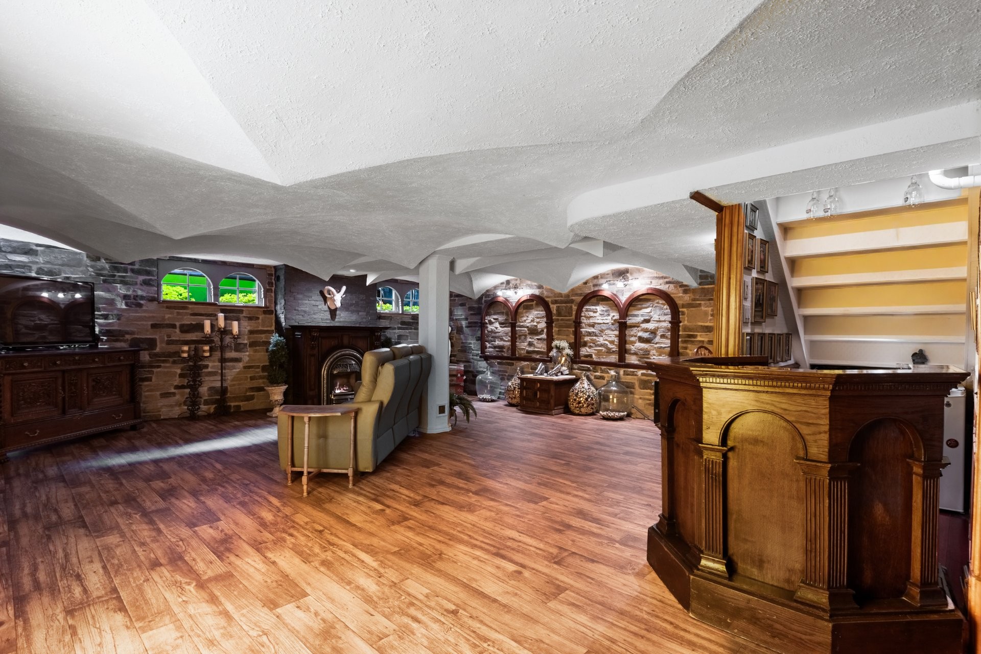 









605


Rue des Fortifications

,
Saint-Jean-sur-Richelieu,




QC
J2W2W8

