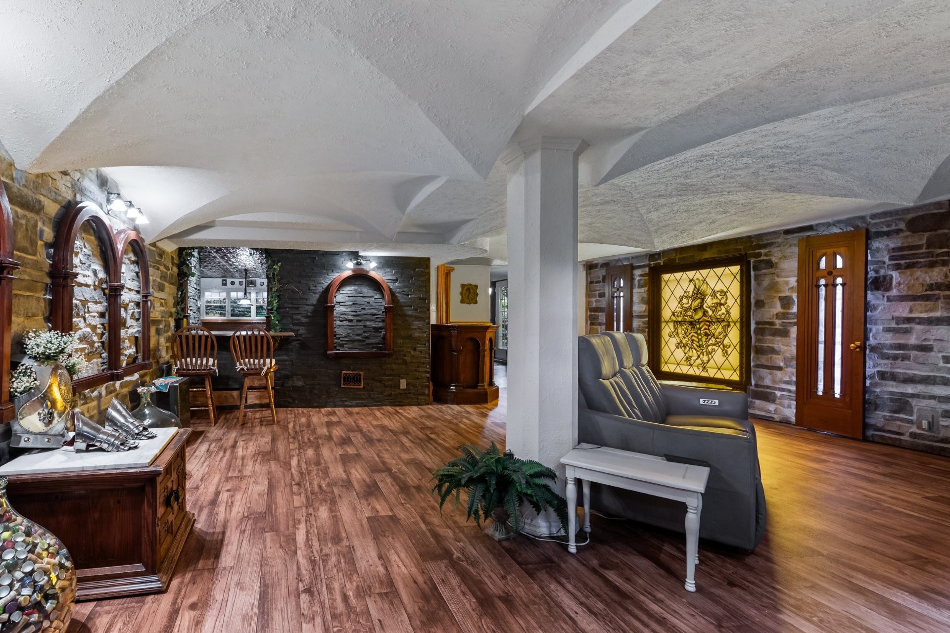 









605


Rue des Fortifications

,
Saint-Jean-sur-Richelieu,




QC
J2W2W8

