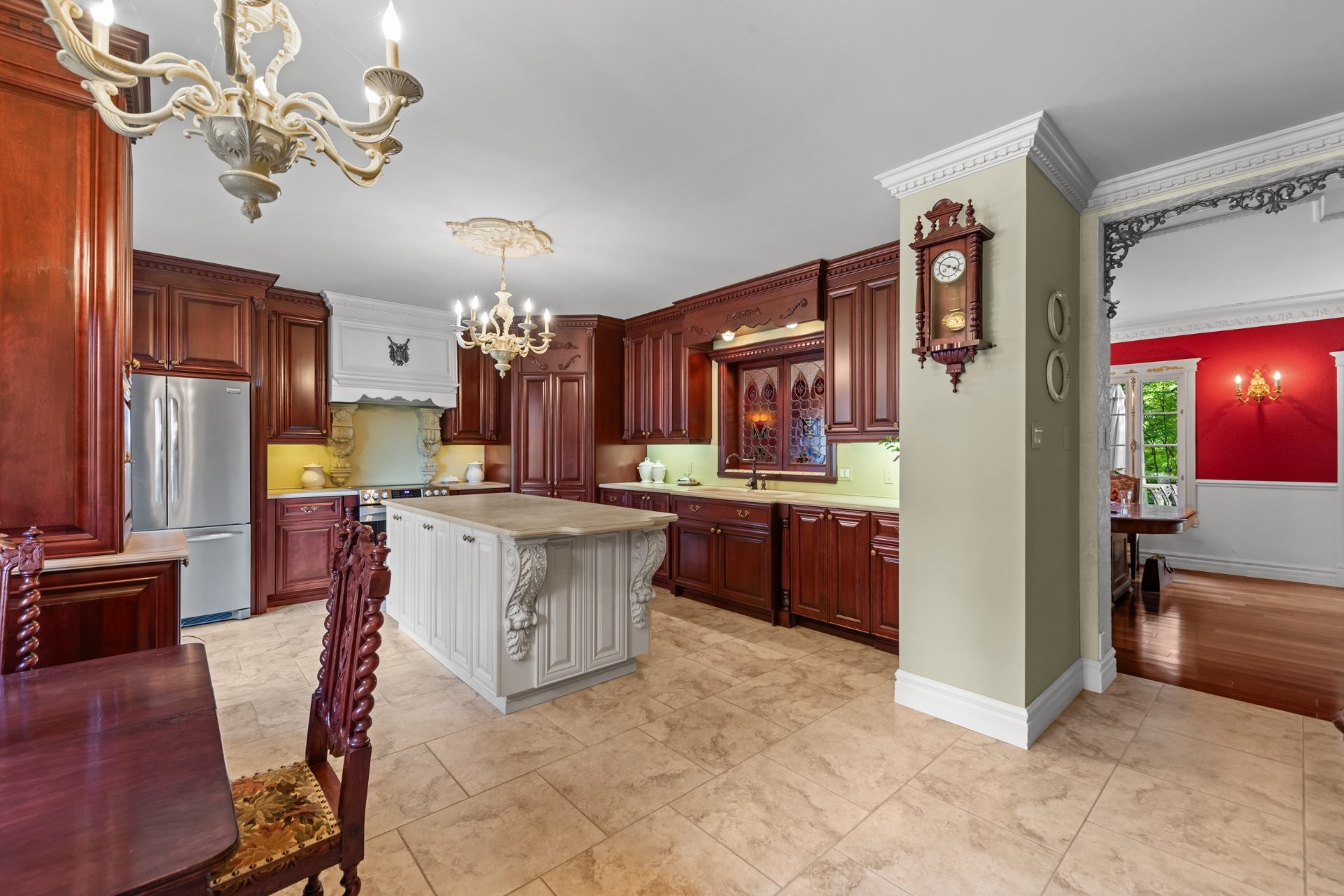 









605


Rue des Fortifications

,
Saint-Jean-sur-Richelieu,




QC
J2W2W8

