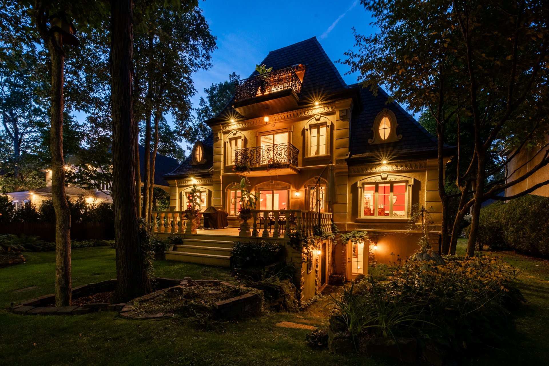 









605


Rue des Fortifications

,
Saint-Jean-sur-Richelieu,




QC
J2W2W8

