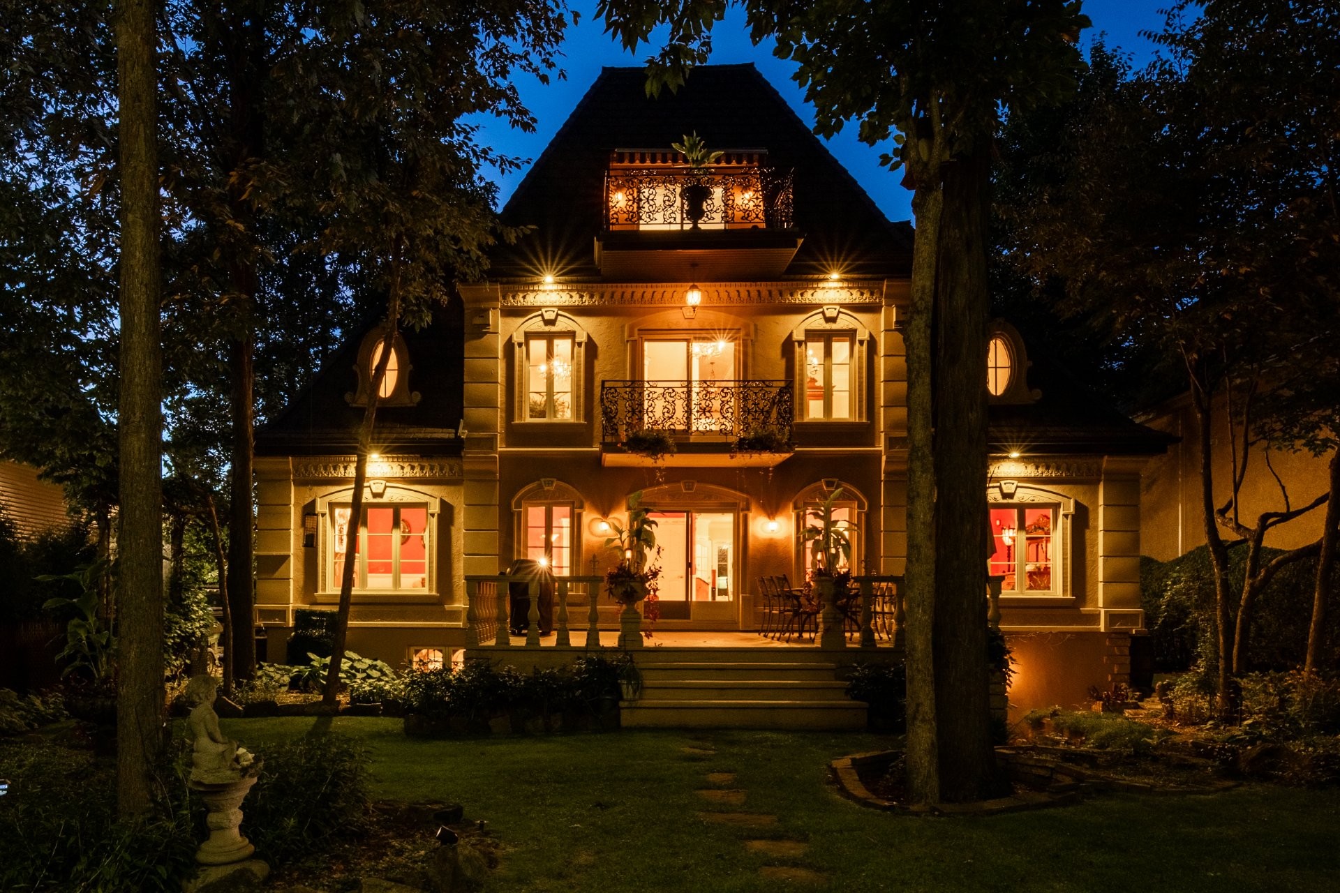 









605


Rue des Fortifications

,
Saint-Jean-sur-Richelieu,




QC
J2W2W8


