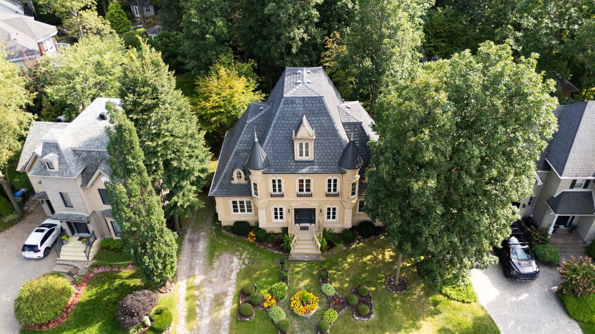 









605


Rue des Fortifications

,
Saint-Jean-sur-Richelieu,




QC
J2W2W8

