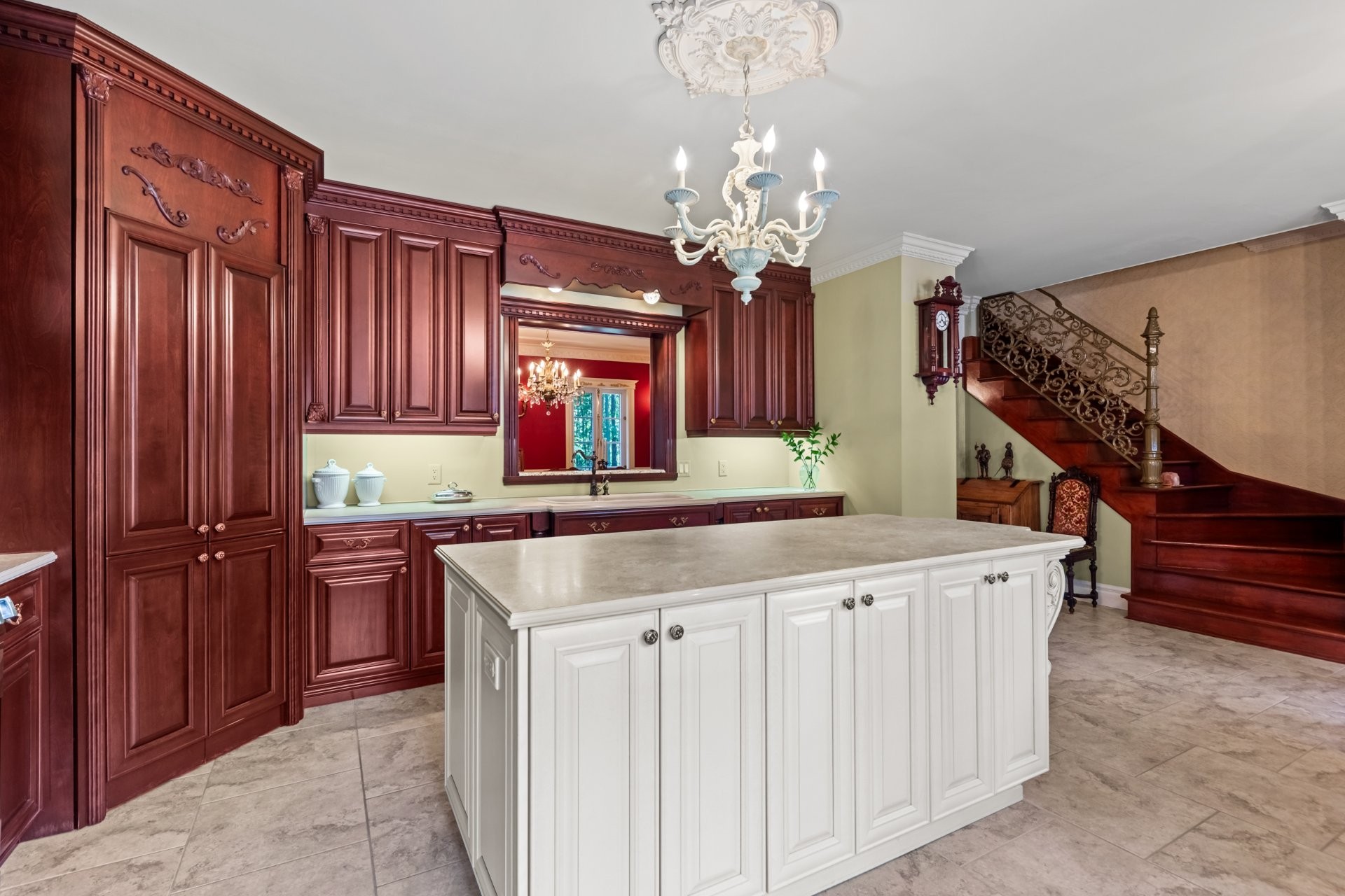 









605


Rue des Fortifications

,
Saint-Jean-sur-Richelieu,




QC
J2W2W8

