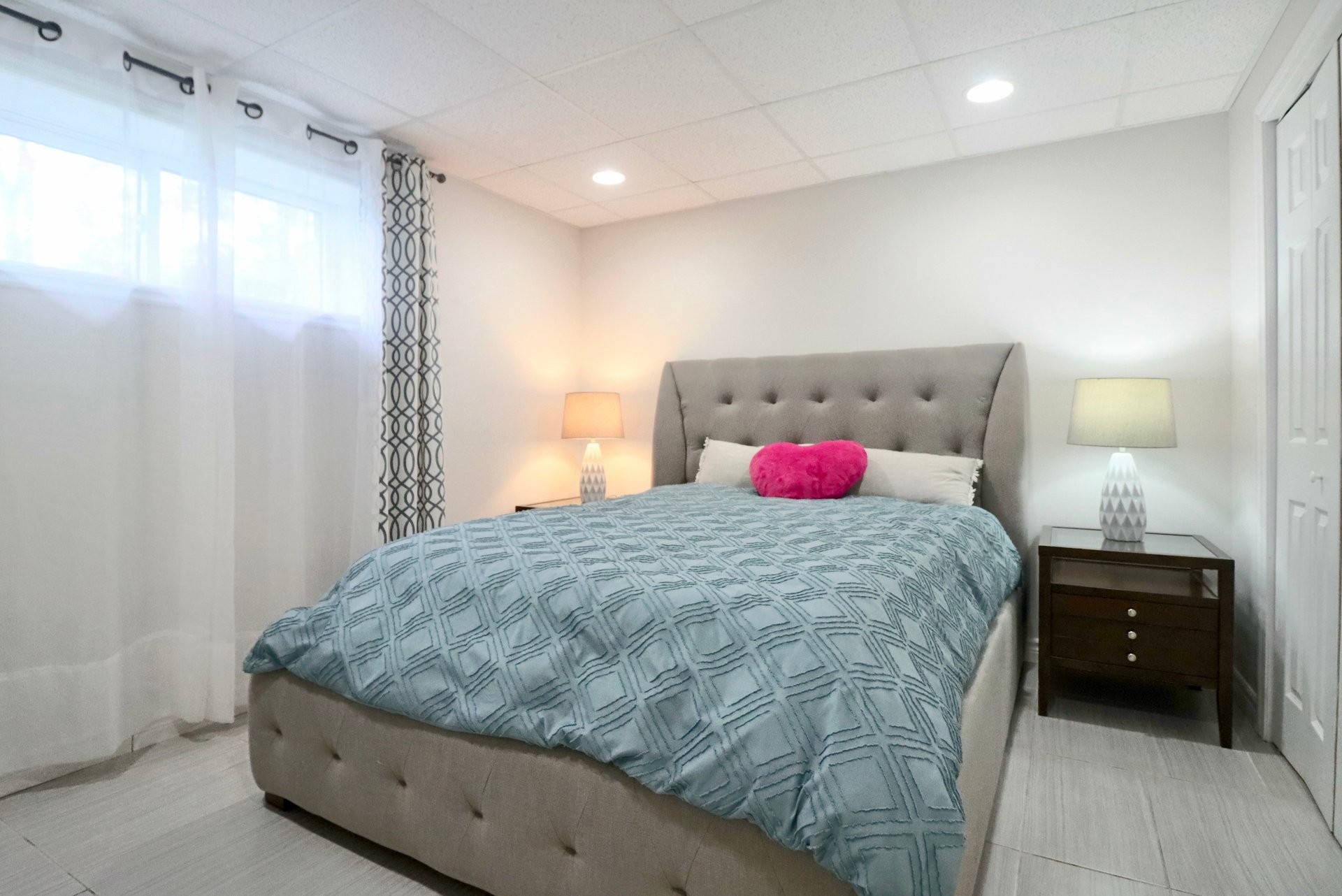 









2305


Rue Tebbutt

,
Trois-Rivières,




QC
G8Y4H3

