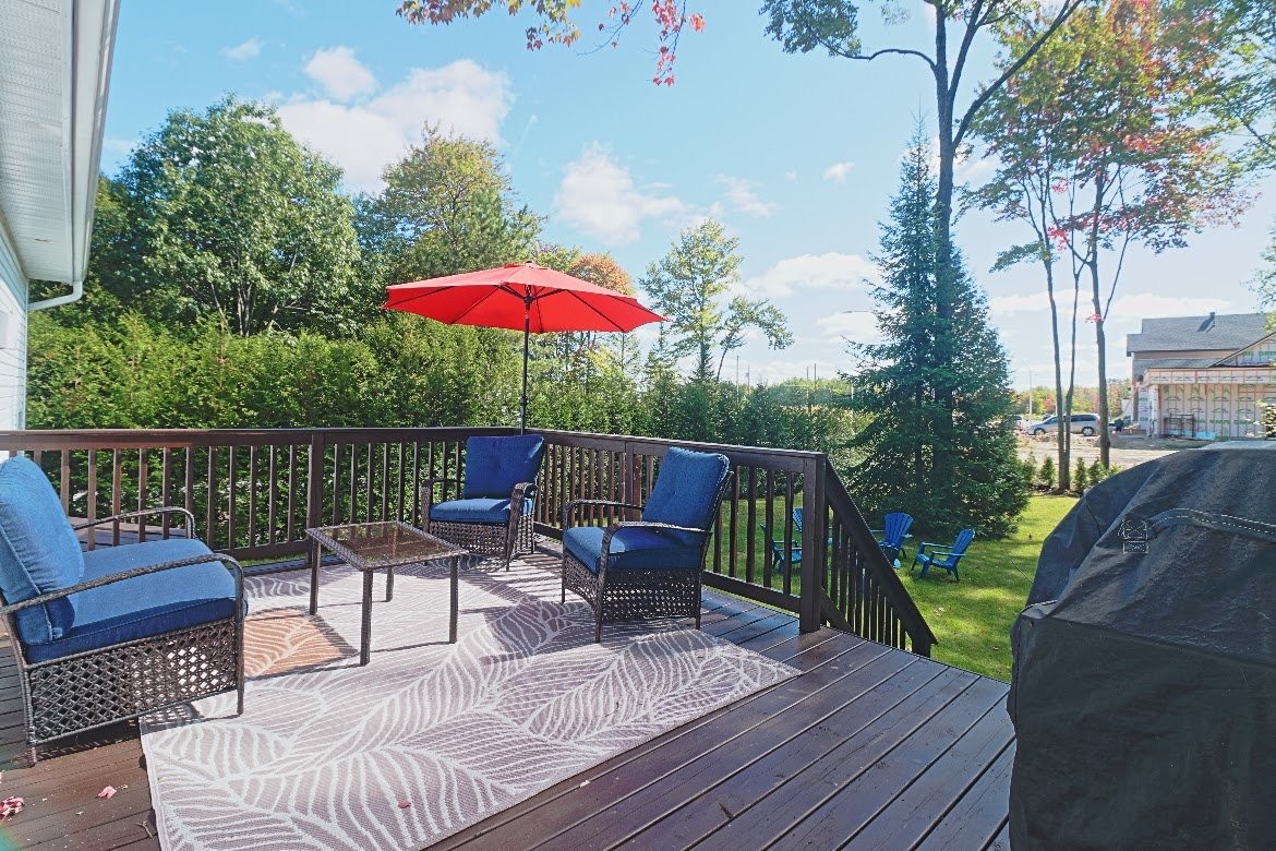 









2305


Rue Tebbutt

,
Trois-Rivières,




QC
G8Y4H3

