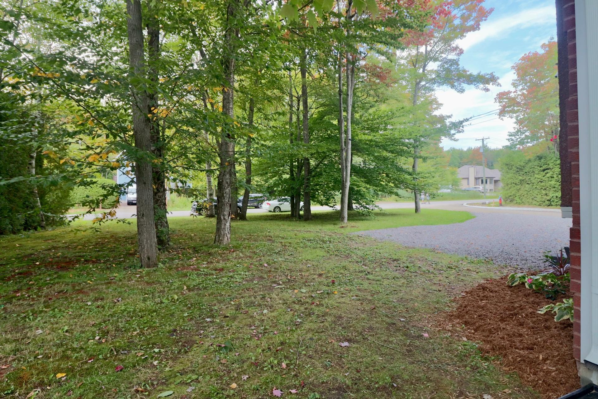 









2305


Rue Tebbutt

,
Trois-Rivières,




QC
G8Y4H3

