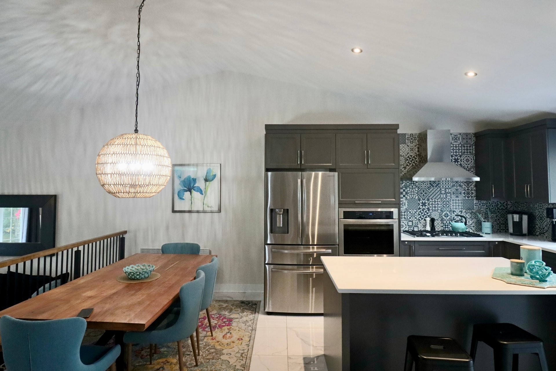 









2305


Rue Tebbutt

,
Trois-Rivières,




QC
G8Y4H3

