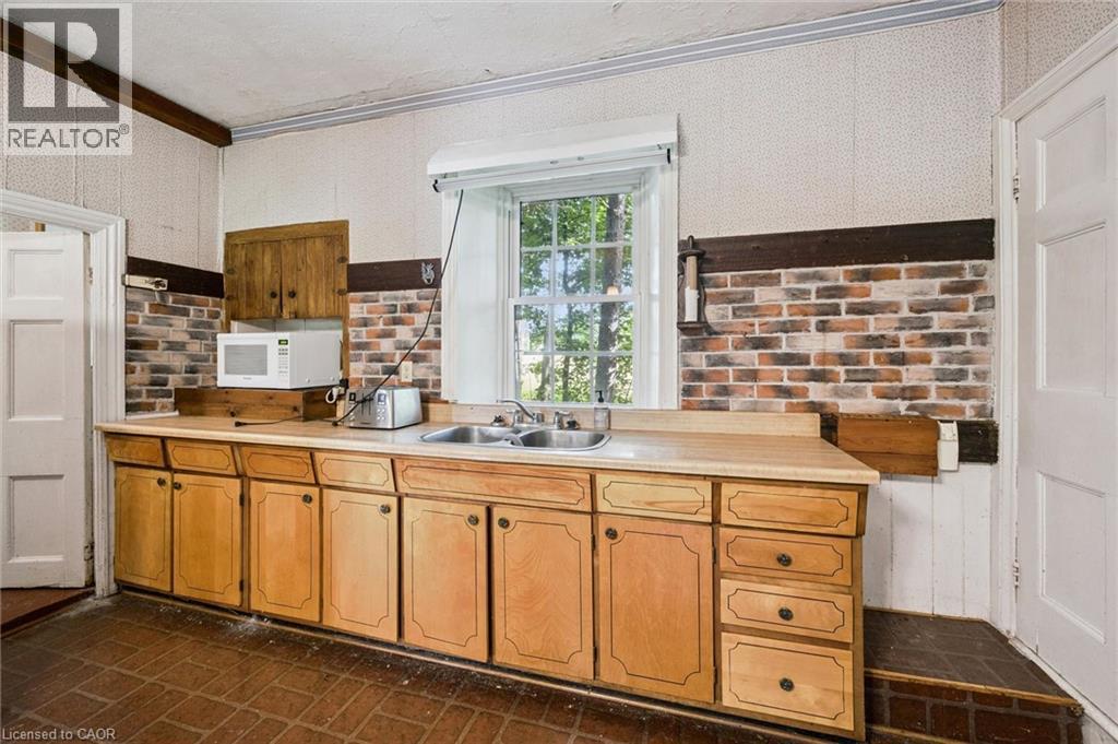 












5512 TOWNSHIP RD 3

,
Guelph/Eramosa,




Ontario
N0B2M0

