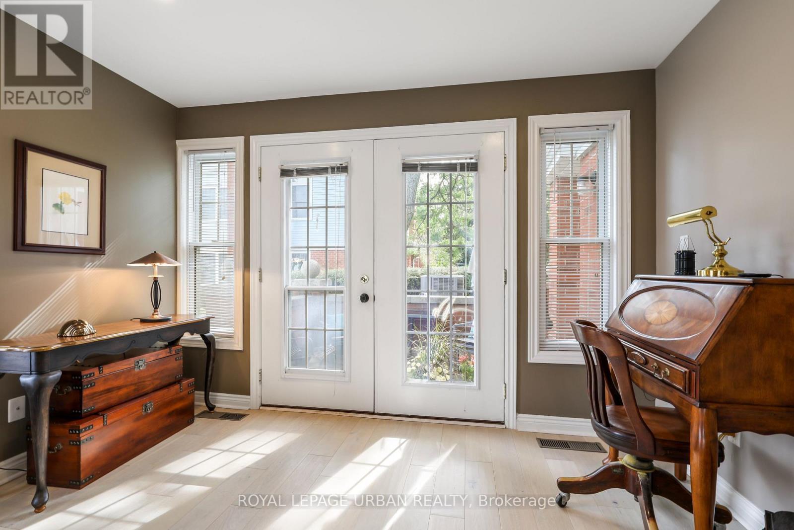












J1 - 1657 NASH ROAD

,
Clarington,




Ontario
L1E1S8

