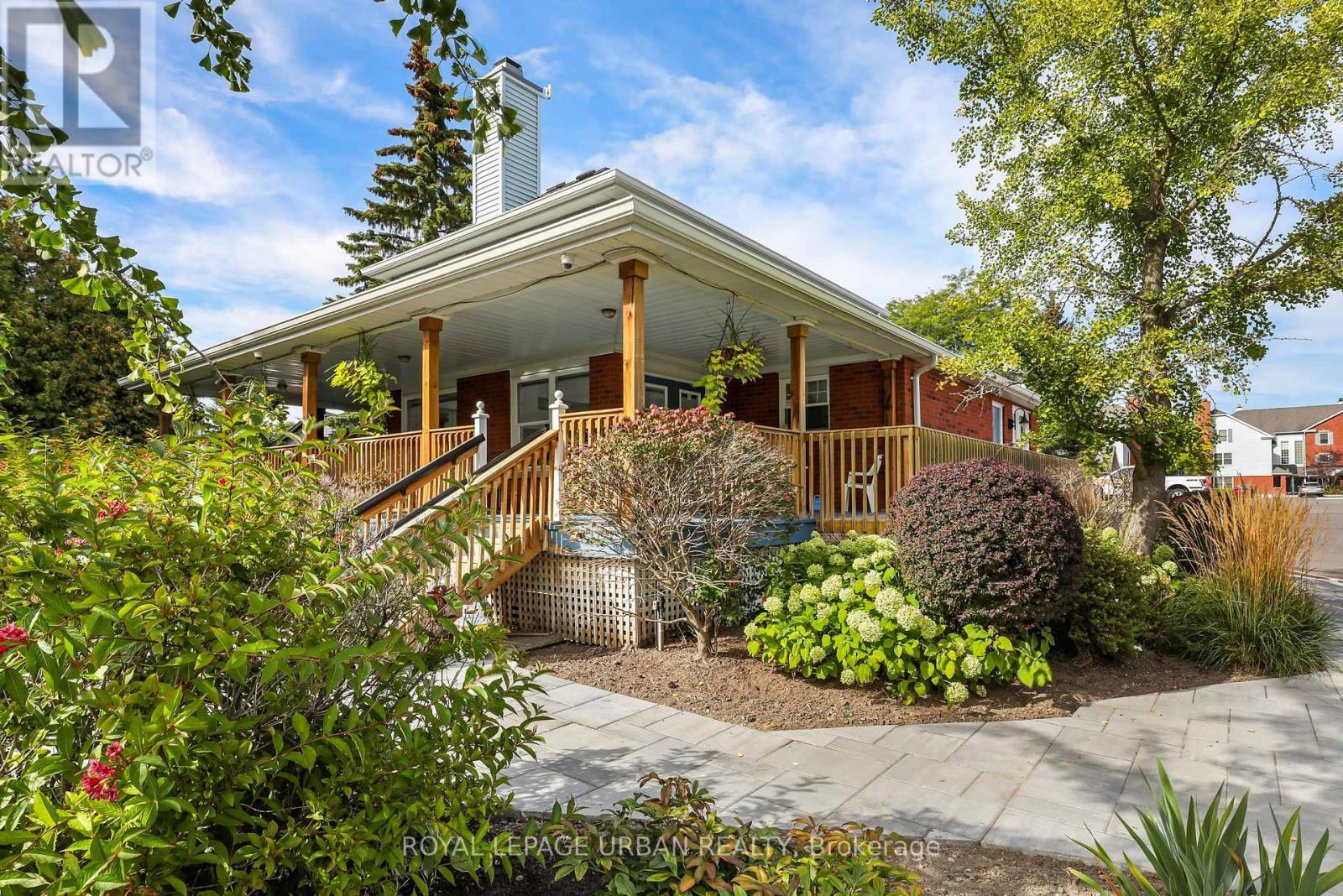 












J1 - 1657 NASH ROAD

,
Clarington,




Ontario
L1E1S8

