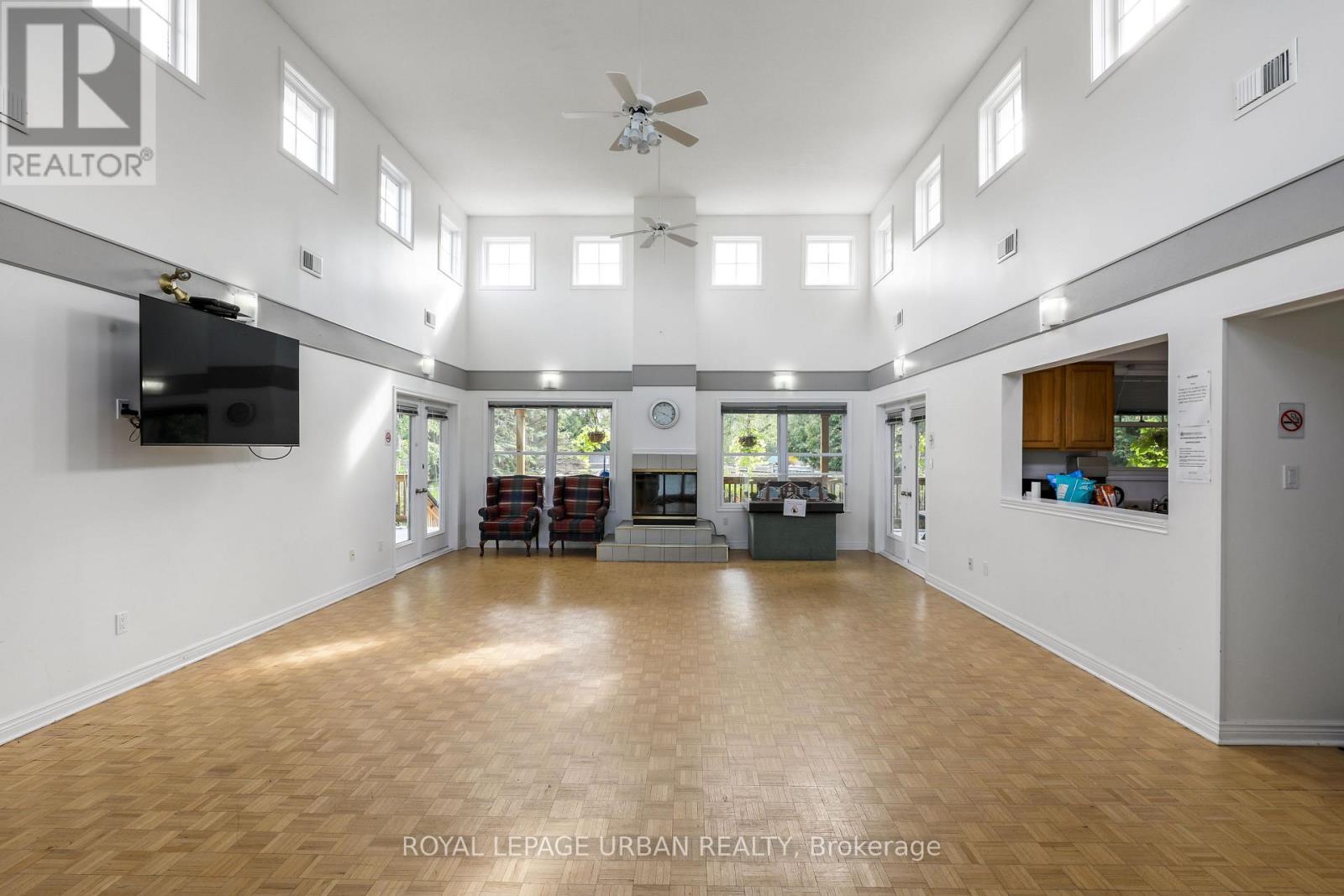 












J1 - 1657 NASH ROAD

,
Clarington,




Ontario
L1E1S8

