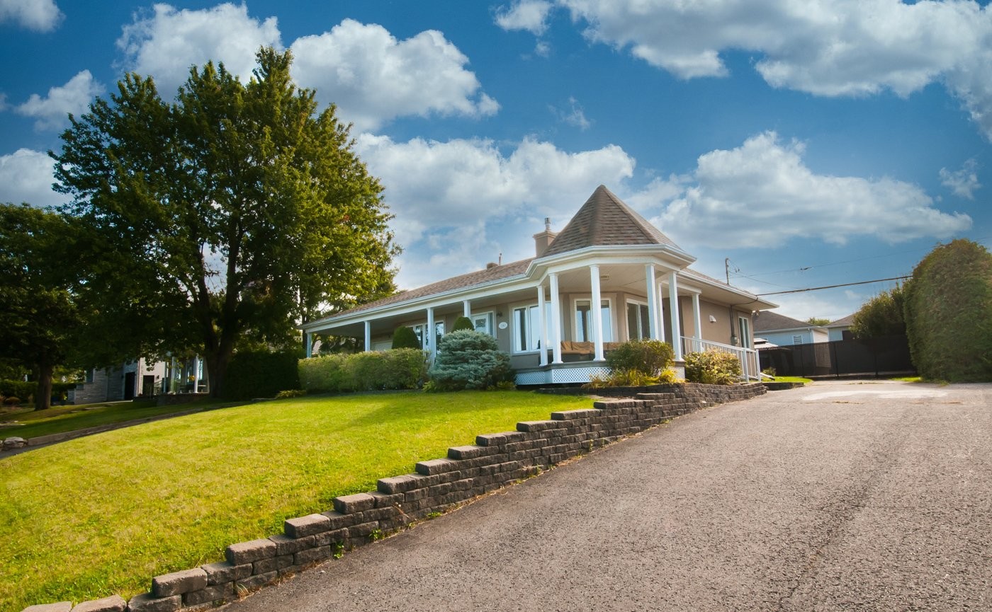 









1140


Rue Ste-Thérèse

,
Saint-Jean-sur-Richelieu,




QC
J2W2C5

