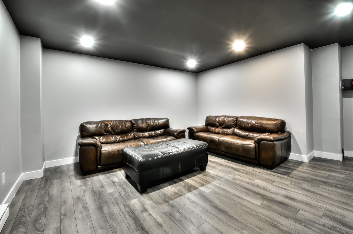 









1140


Rue Ste-Thérèse

,
Saint-Jean-sur-Richelieu,




QC
J2W2C5

