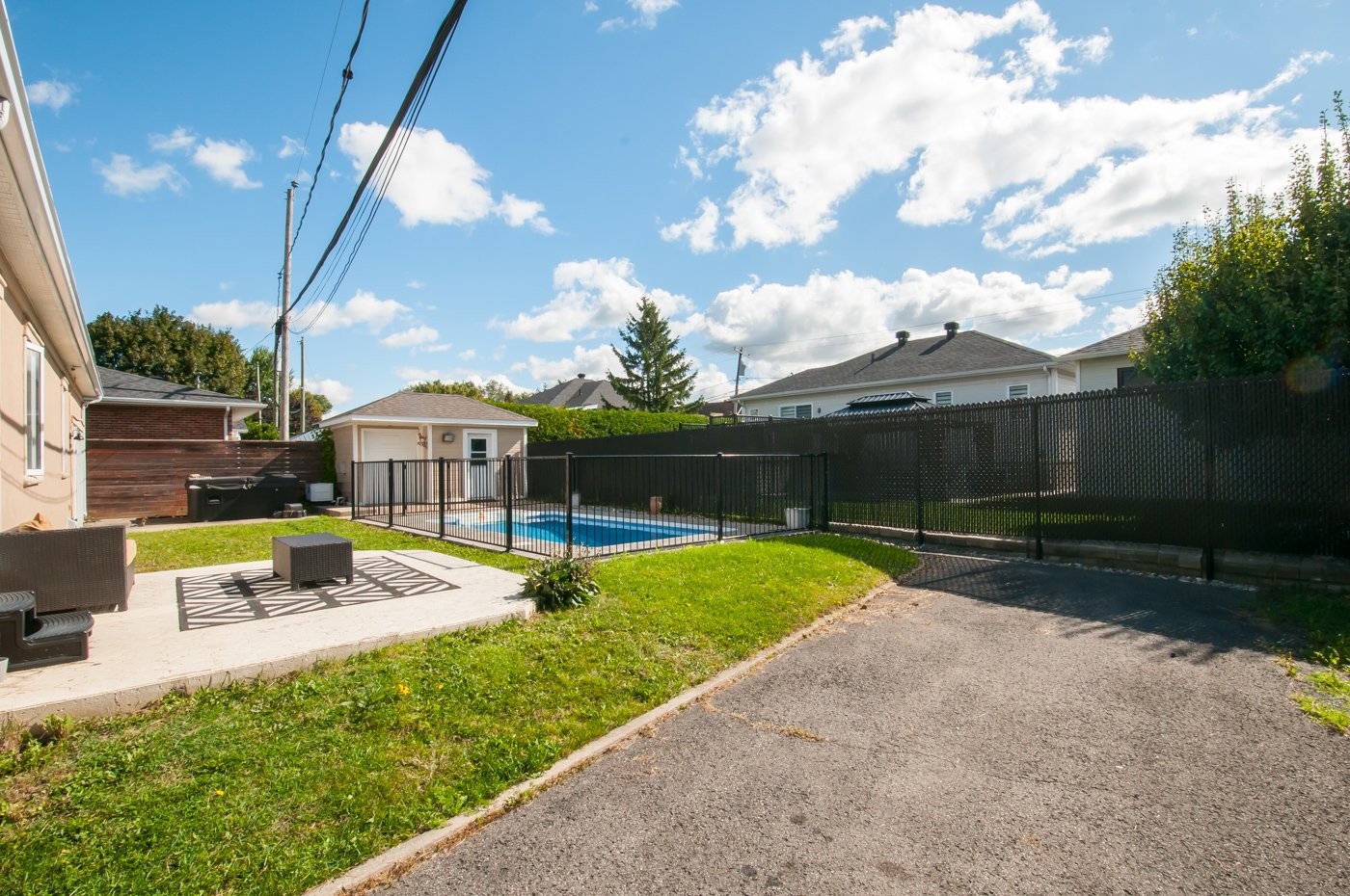 









1140


Rue Ste-Thérèse

,
Saint-Jean-sur-Richelieu,




QC
J2W2C5

