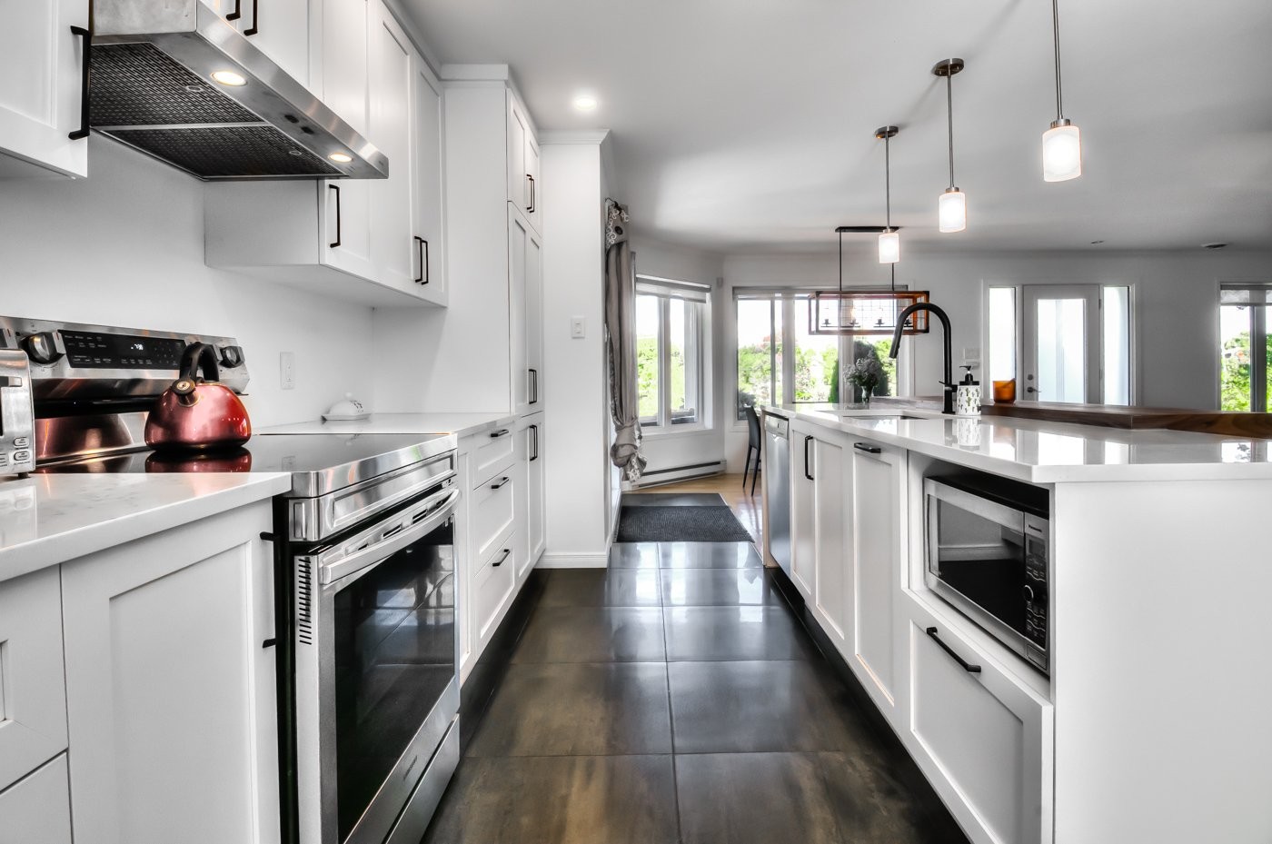 









1140


Rue Ste-Thérèse

,
Saint-Jean-sur-Richelieu,




QC
J2W2C5

