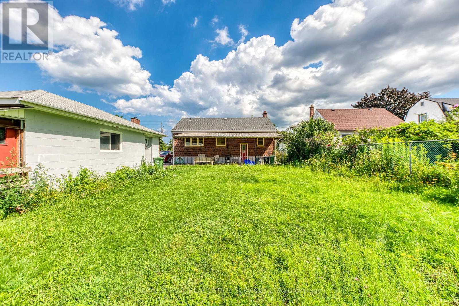 












UPPER - 191 NASH ROAD N

,
Hamilton,




Ontario
L8H2P8

