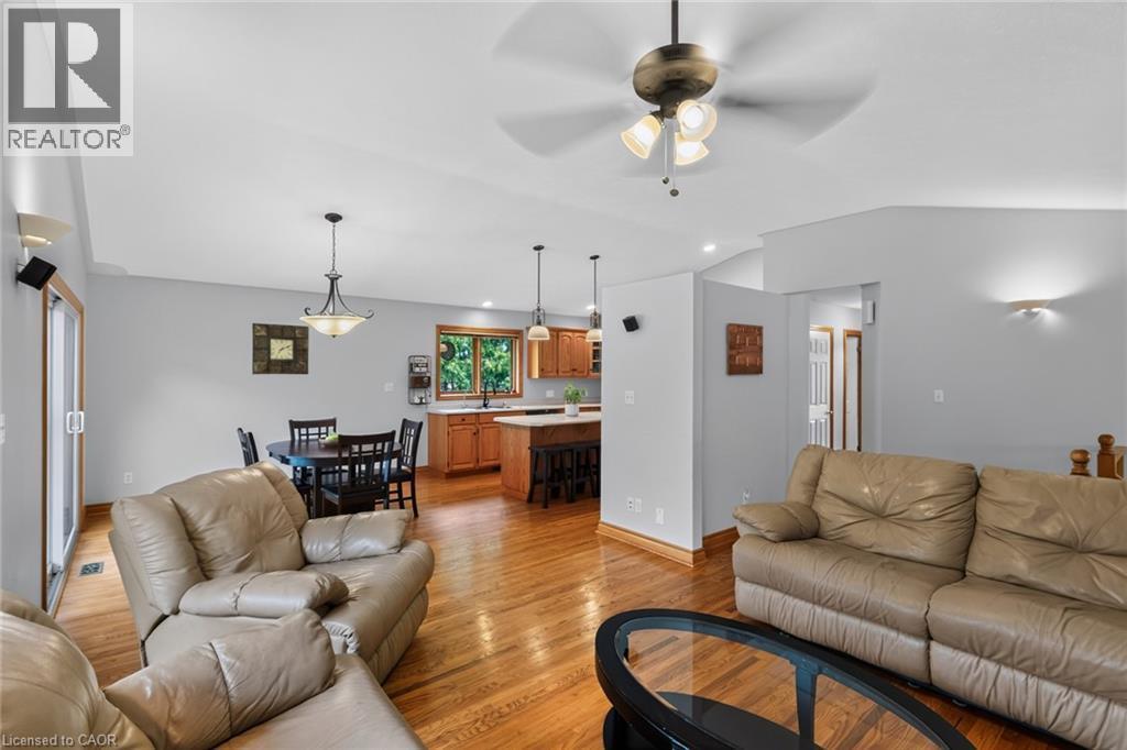 












1370 WINDHAM 11 Road

,
Lynnville,




Ontario
N0E2A0

