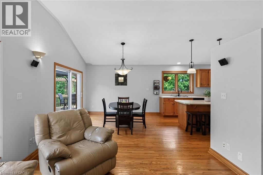 












1370 WINDHAM 11 Road

,
Lynnville,




Ontario
N0E2A0

