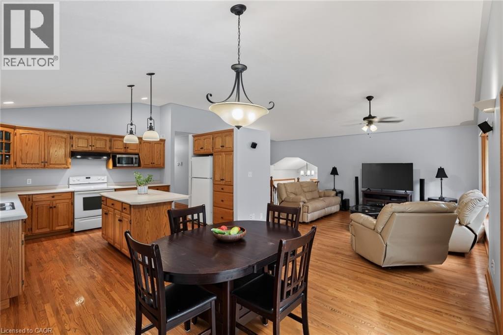 












1370 WINDHAM 11 Road

,
Lynnville,




Ontario
N0E2A0

