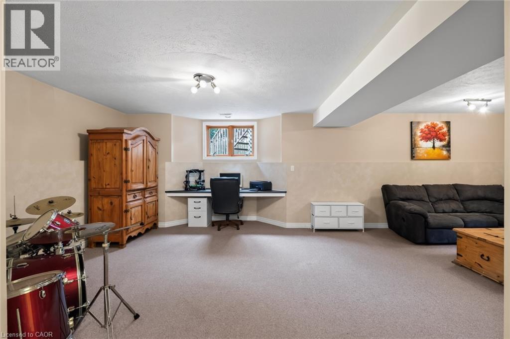 












1370 WINDHAM 11 Road

,
Lynnville,




Ontario
N0E2A0

