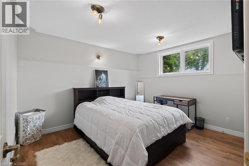 












1370 WINDHAM 11 Road

,
Lynnville,




Ontario
N0E2A0

