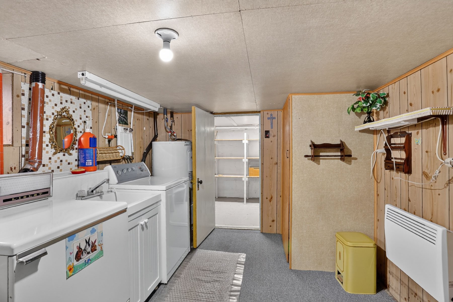 









535

 - 537


112e Rue

,
Shawinigan,




QC
G9P2V7

