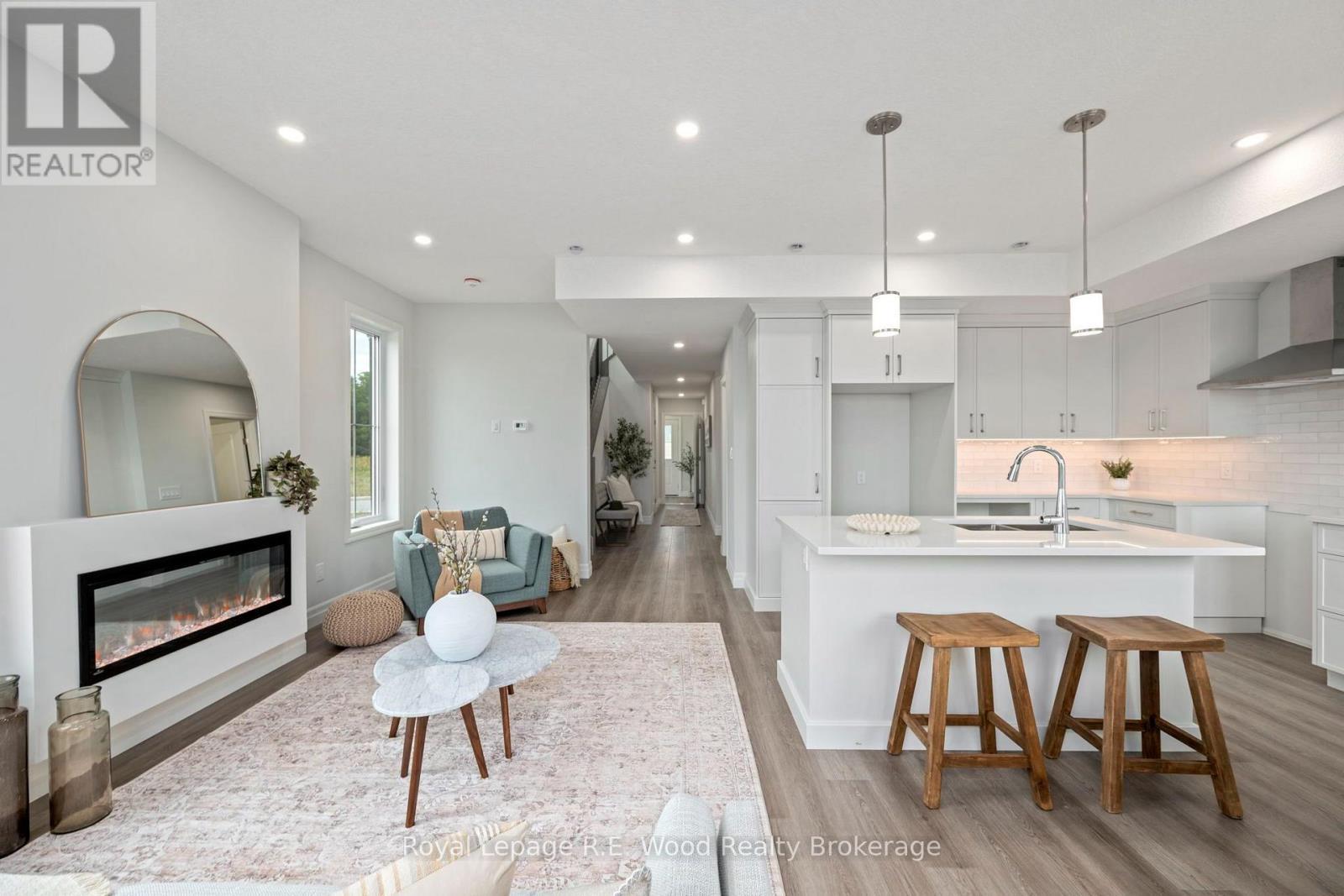 












7 HOYLAKE ROAD

,
St. Thomas,




Ontario
N5R0R9

