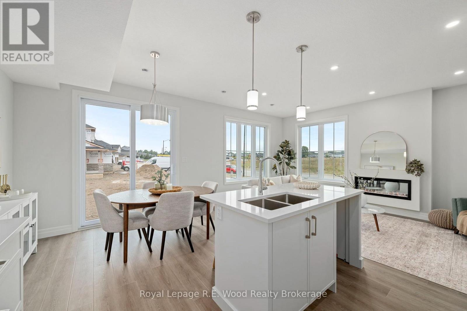 












7 HOYLAKE ROAD

,
St. Thomas,




Ontario
N5R0R9

