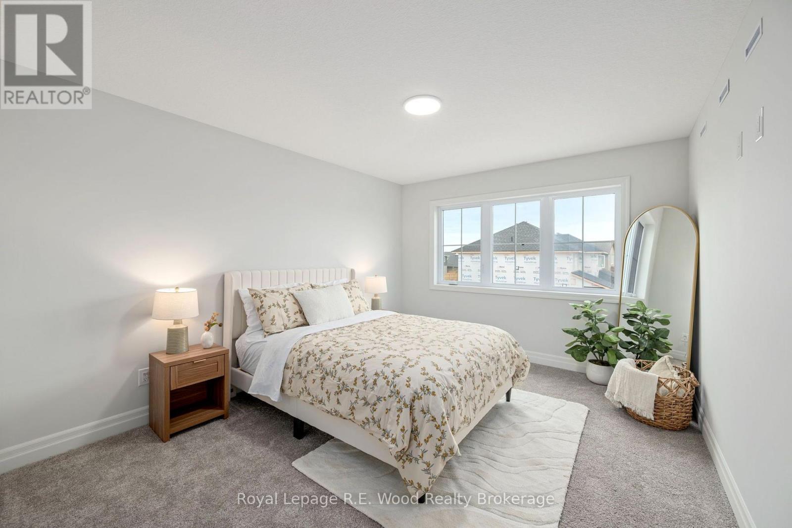 












7 HOYLAKE ROAD

,
St. Thomas,




Ontario
N5R0R9

