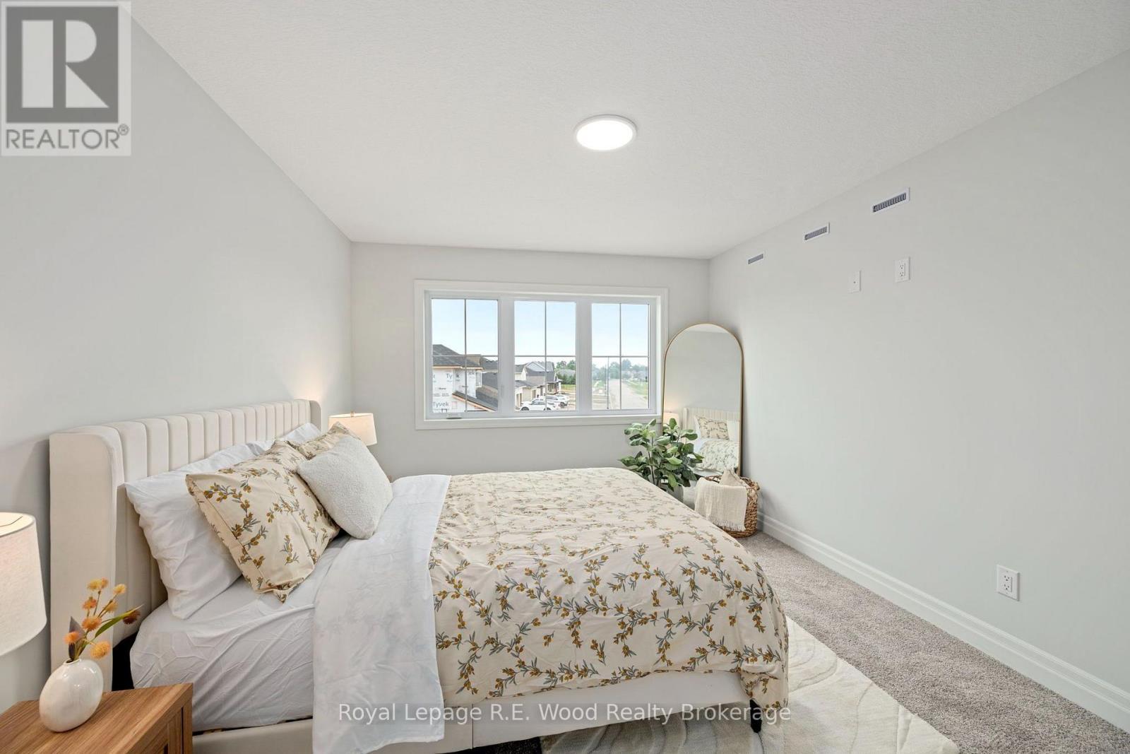 












7 HOYLAKE ROAD

,
St. Thomas,




Ontario
N5R0R9


