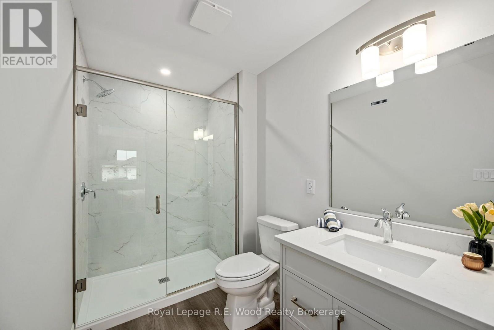 












7 HOYLAKE ROAD

,
St. Thomas,




Ontario
N5R0R9

