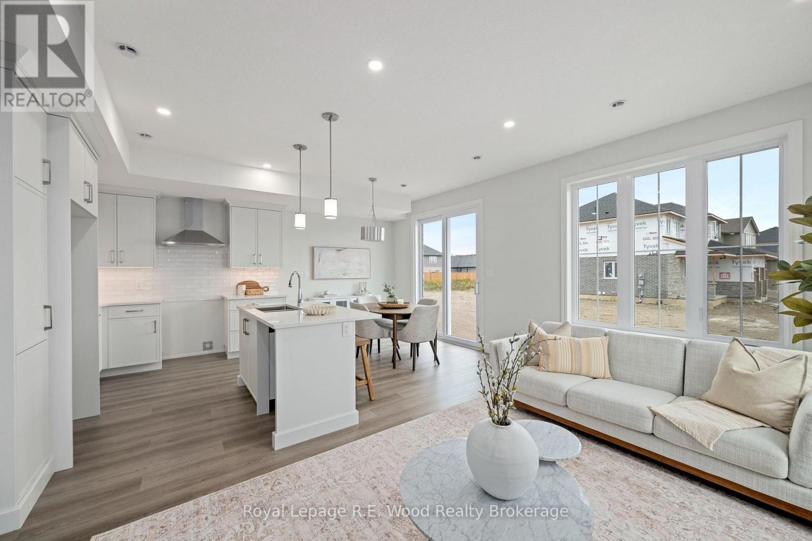 












7 HOYLAKE ROAD

,
St. Thomas,




Ontario
N5R0R9

