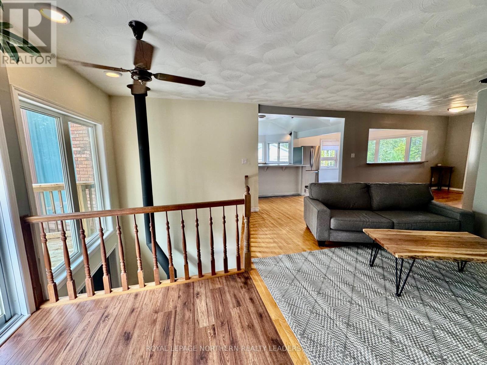 












799 KAMISKOTIA ROAD

,
Timmins (MTJ - Mountjoy Rural),




Ontario
P4N7C3

