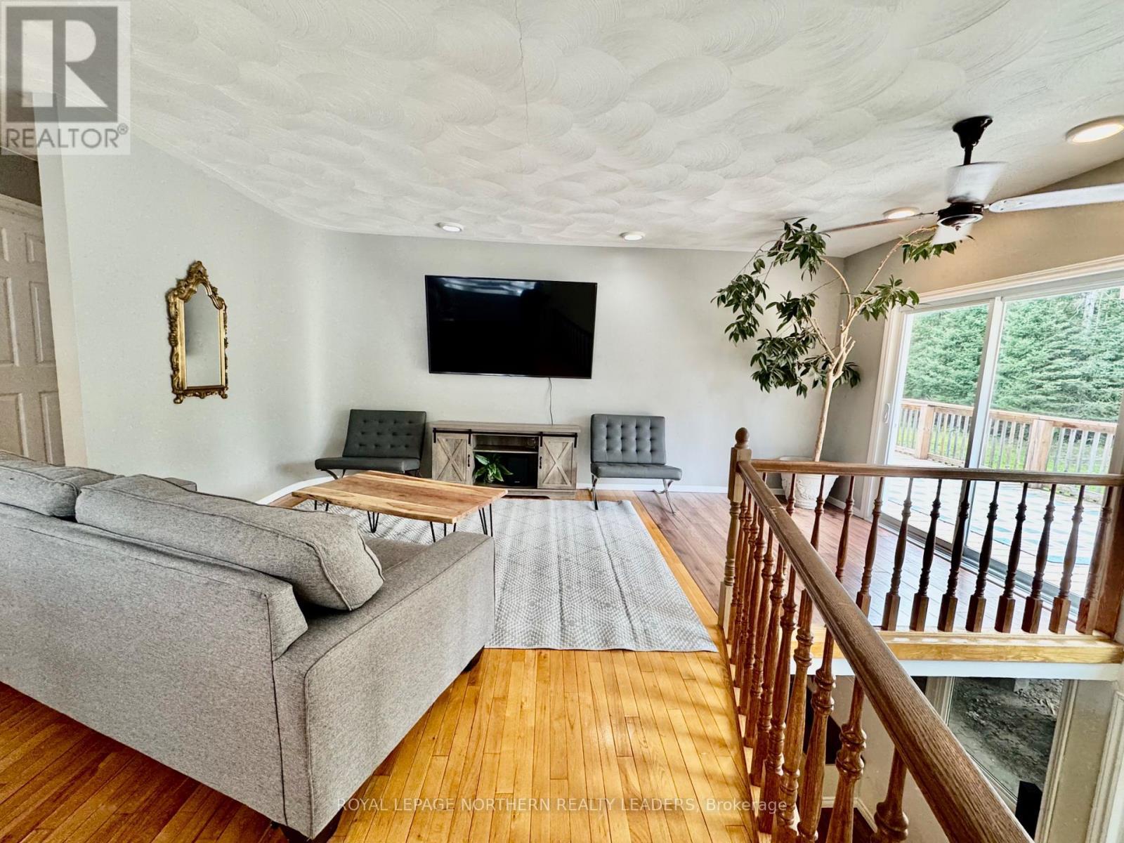 












799 KAMISKOTIA ROAD

,
Timmins (MTJ - Mountjoy Rural),




Ontario
P4N7C3

