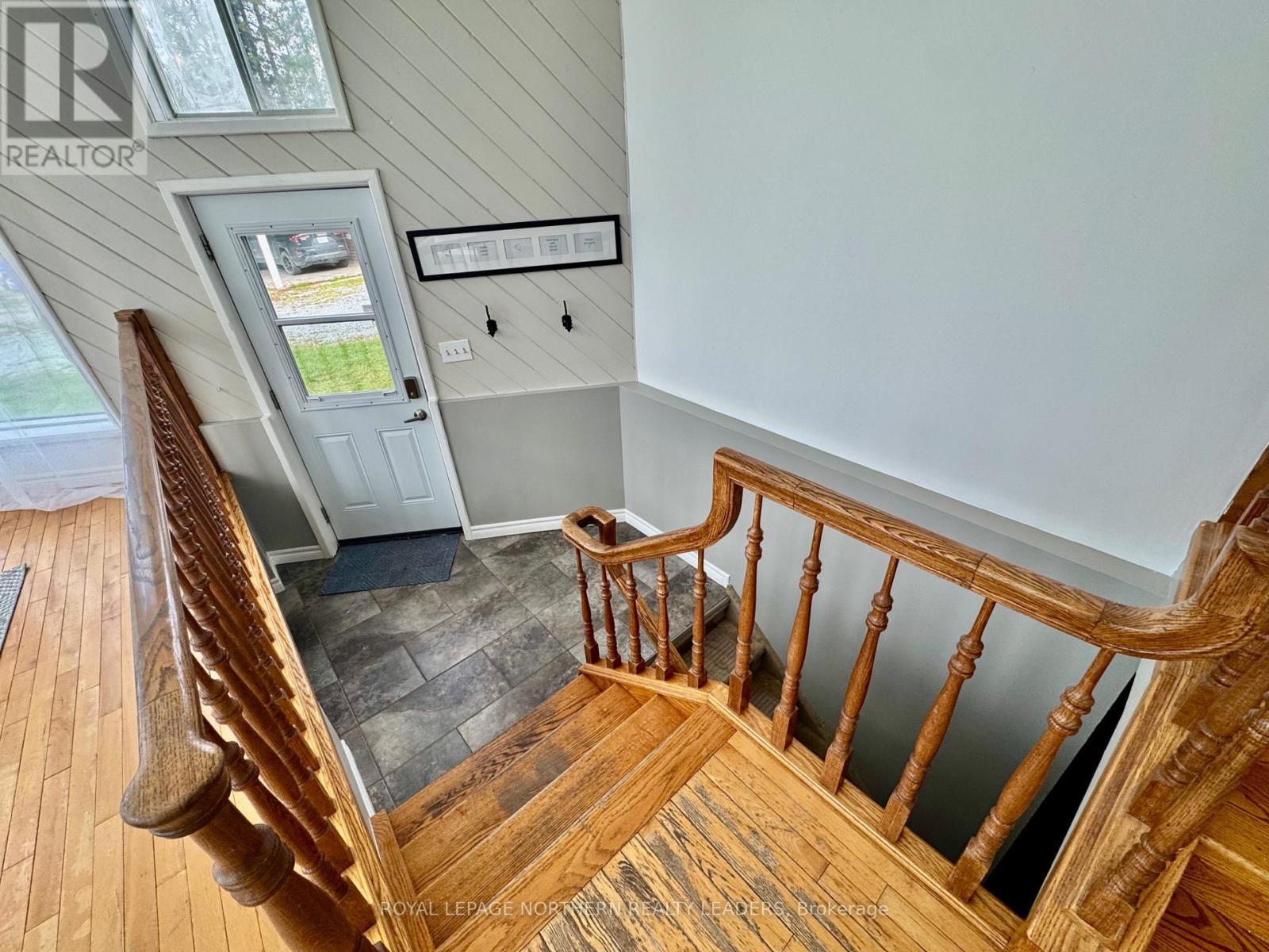 












799 KAMISKOTIA ROAD

,
Timmins (MTJ - Mountjoy Rural),




Ontario
P4N7C3

