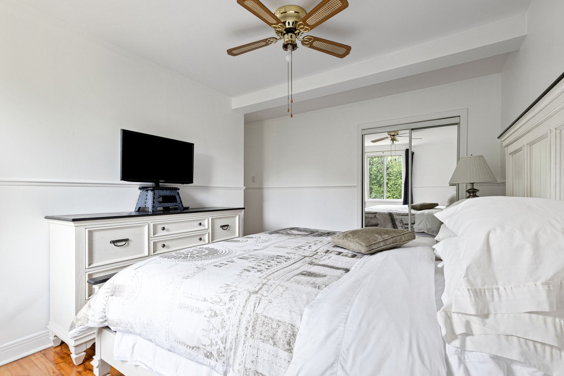 









175


Rue Viau

,
Contrecoeur,




QC
J0L1C0

