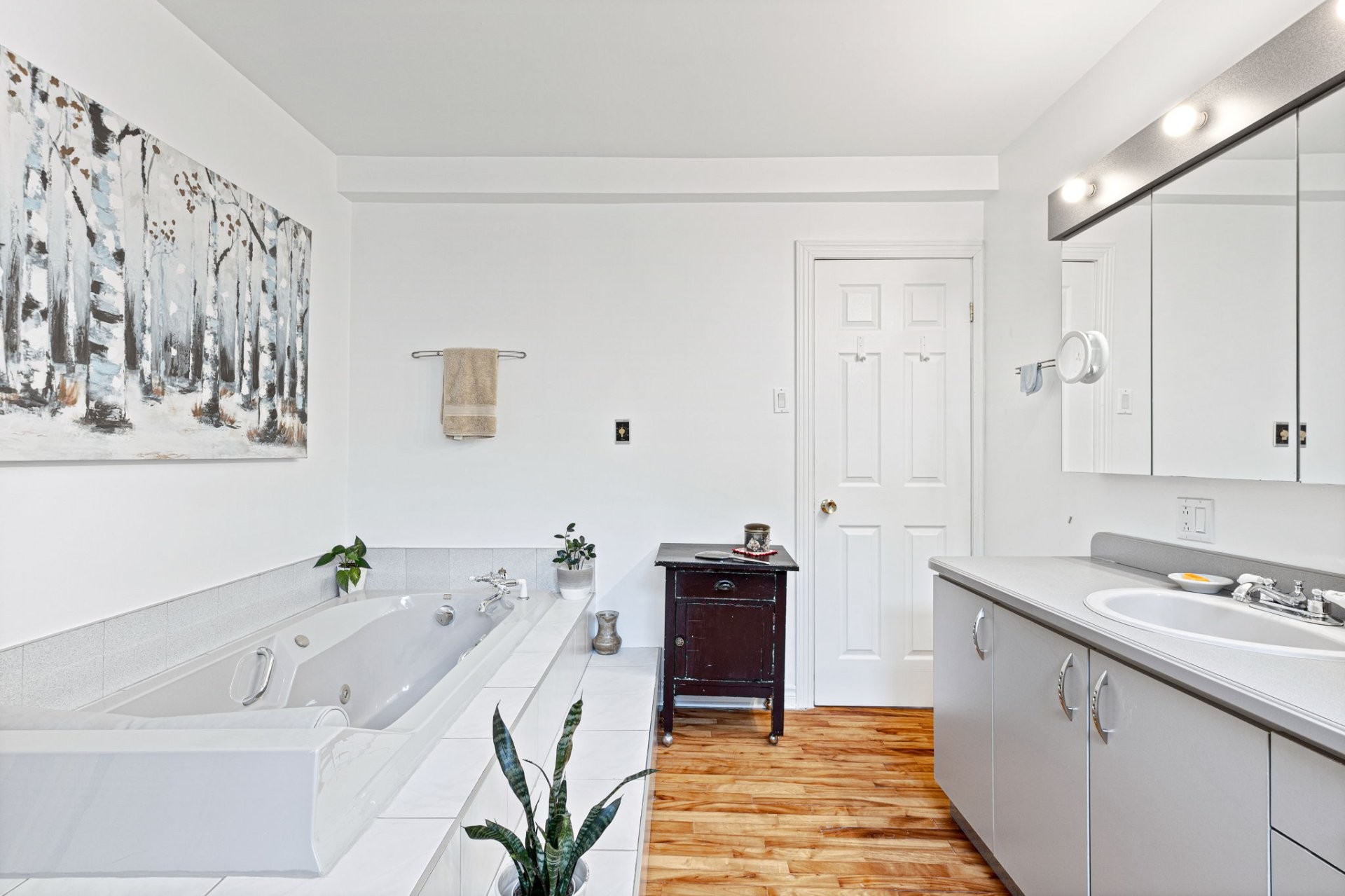 









175


Rue Viau

,
Contrecoeur,




QC
J0L1C0

