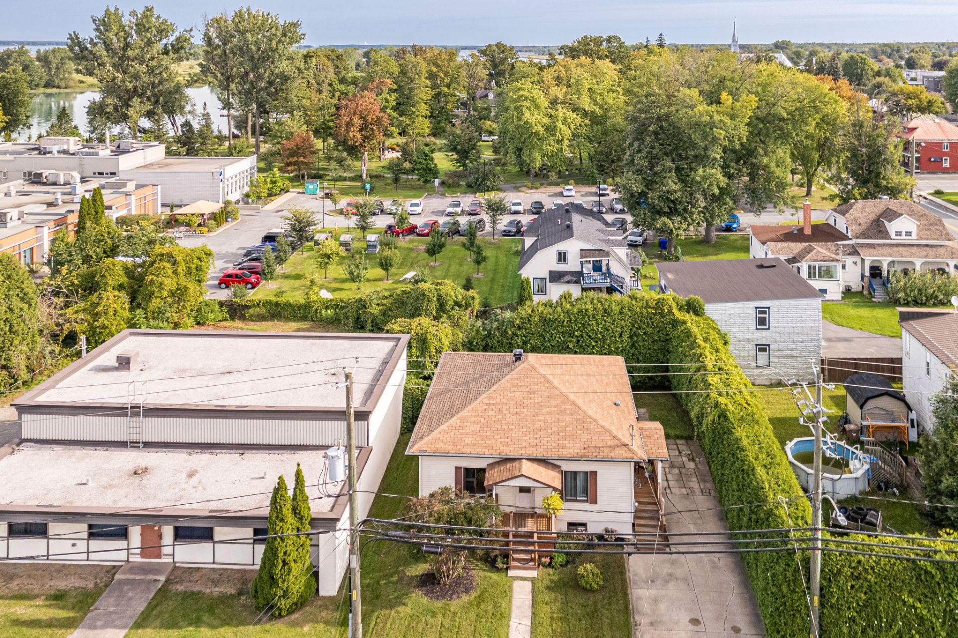 









175


Rue Viau

,
Contrecoeur,




QC
J0L1C0

