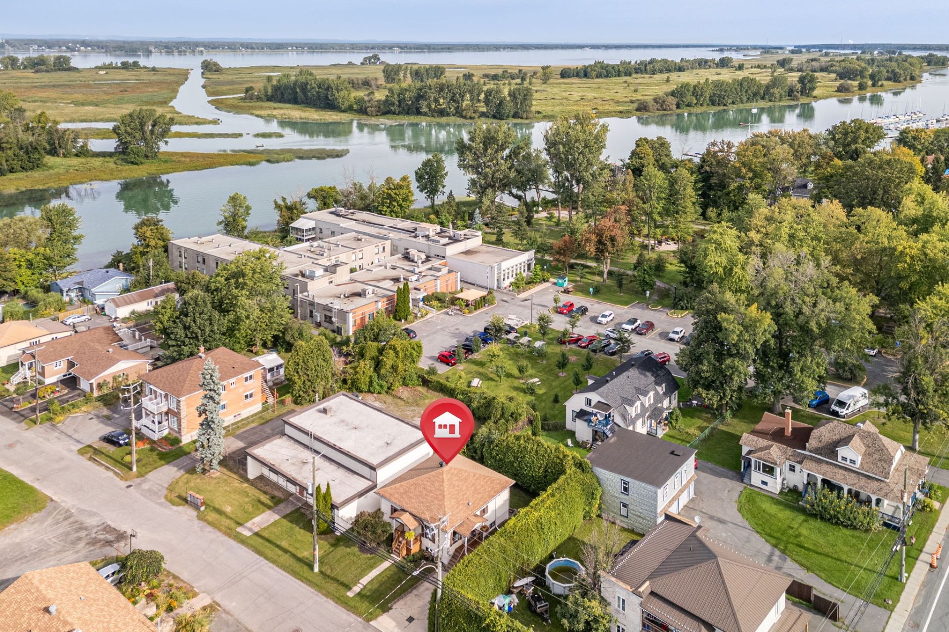 









175


Rue Viau

,
Contrecoeur,




QC
J0L1C0

