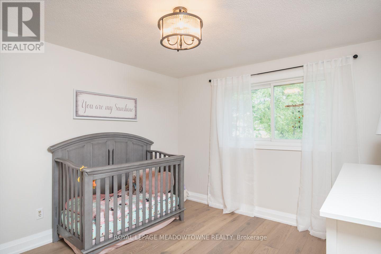 












823 LAURIER AVENUE

,
Milton,




Ontario
L9T4H4

