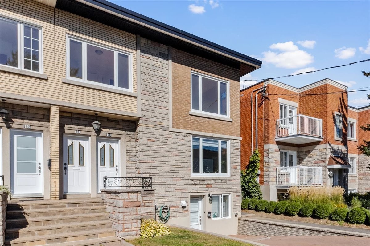 









661

 - 663


Av. Alepin

,
Montréal (LaSalle),




QC
H8P2E3

