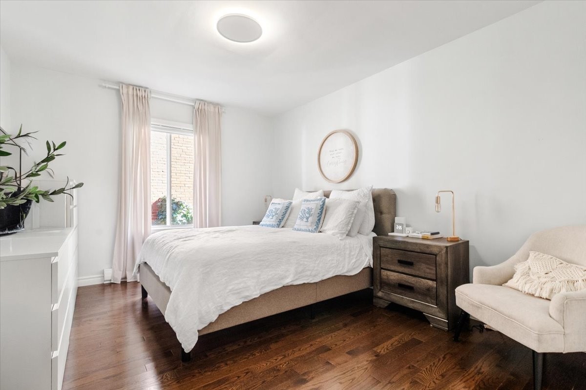 









661

 - 663


Av. Alepin

,
Montréal (LaSalle),




QC
H8P2E3

