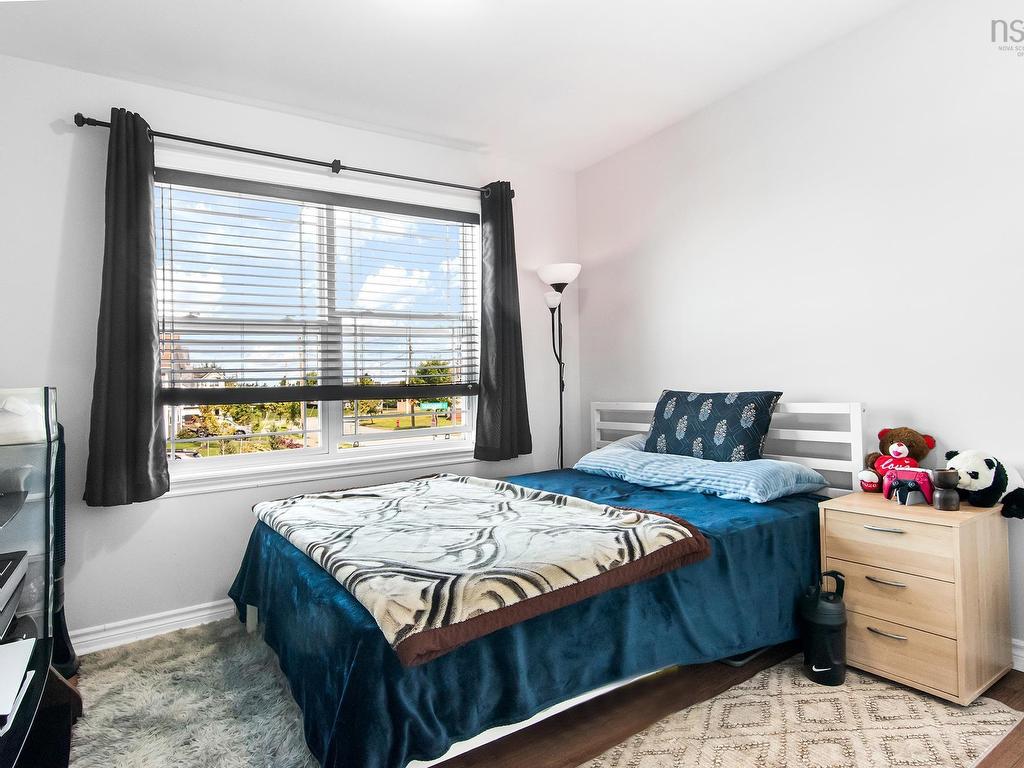 












4 Takouhie Court

,
Eastern Passage,




NS
B3G 0C6


