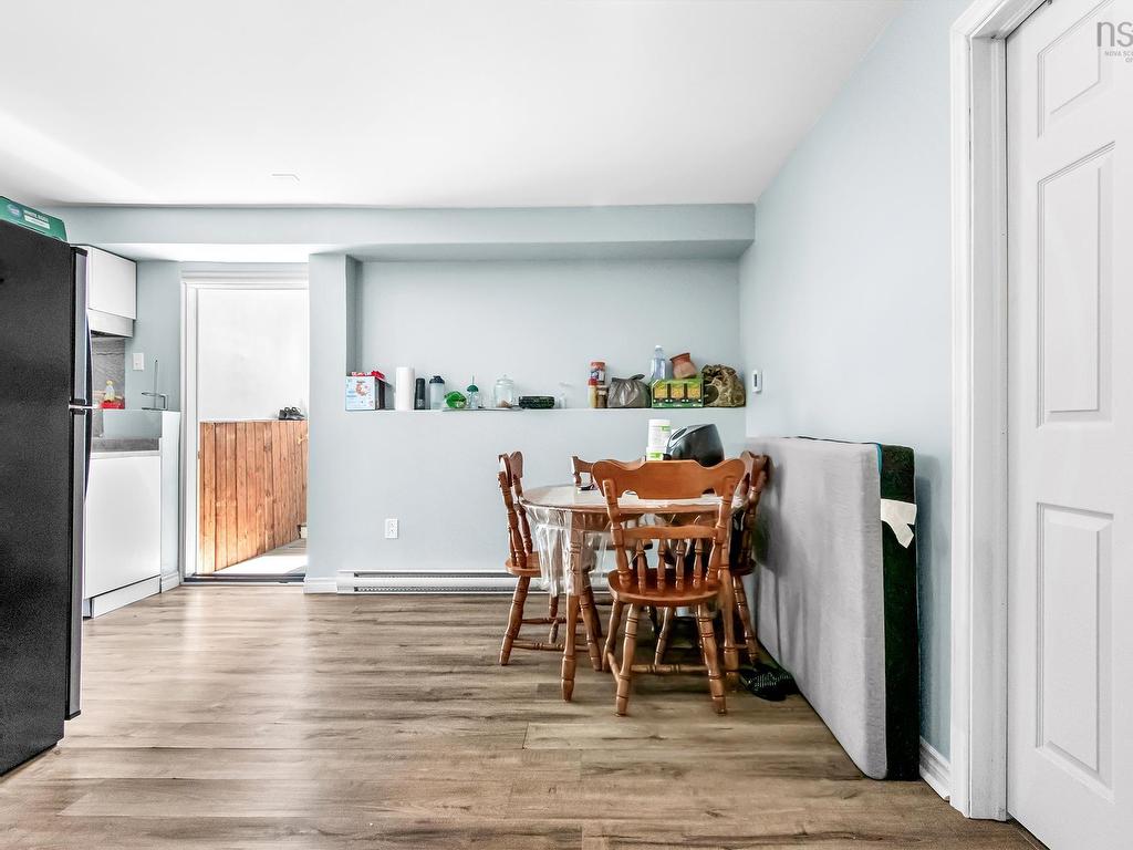 












4 Takouhie Court

,
Eastern Passage,




NS
B3G 0C6

