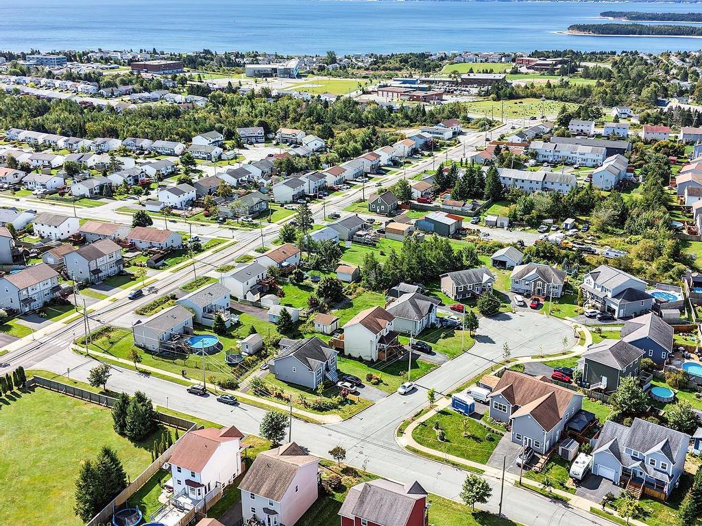 












4 Takouhie Court

,
Eastern Passage,




NS
B3G 0C6

