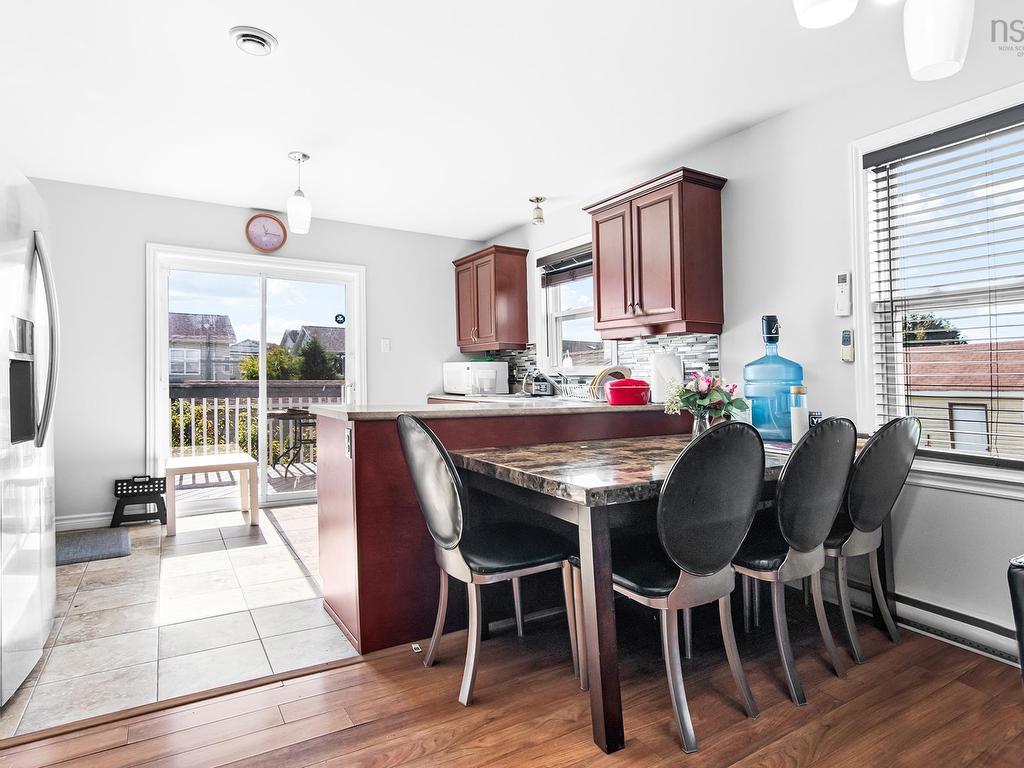 












4 Takouhie Court

,
Eastern Passage,




NS
B3G 0C6

