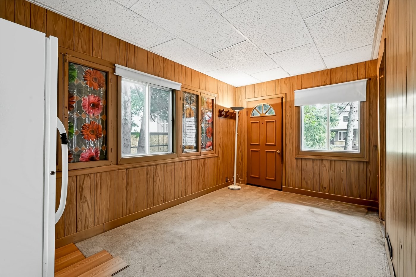 









196


Rue Greenfield

,
Longueuil (Greenfield Park),




QC
J4V2J5

