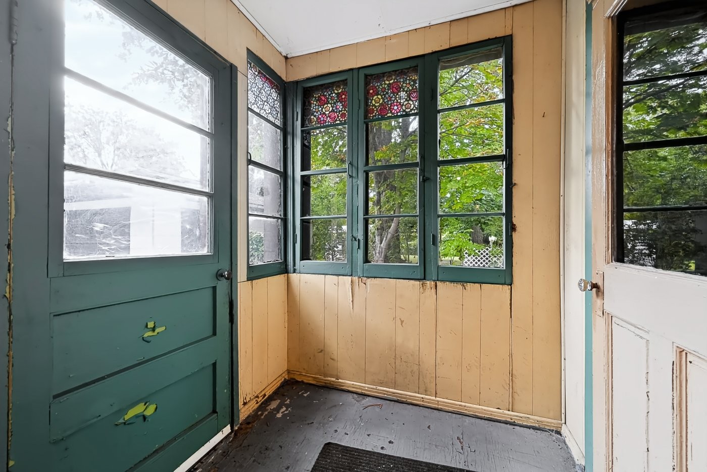 









196


Rue Greenfield

,
Longueuil (Greenfield Park),




QC
J4V2J5

