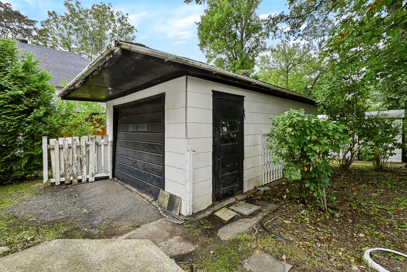 









196


Rue Greenfield

,
Longueuil (Greenfield Park),




QC
J4V2J5

